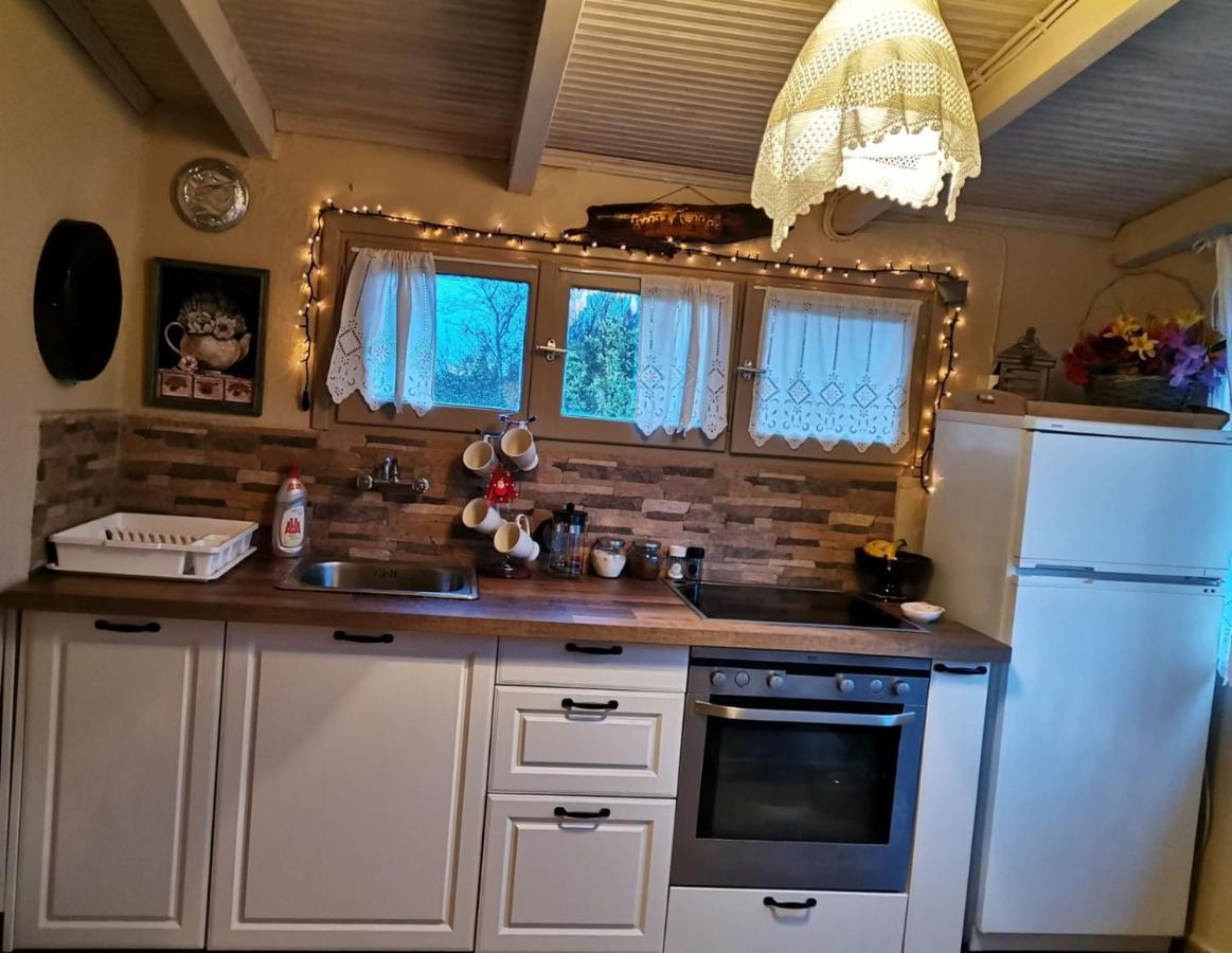 Sofias Cottage Элиникон Экстерьер фото