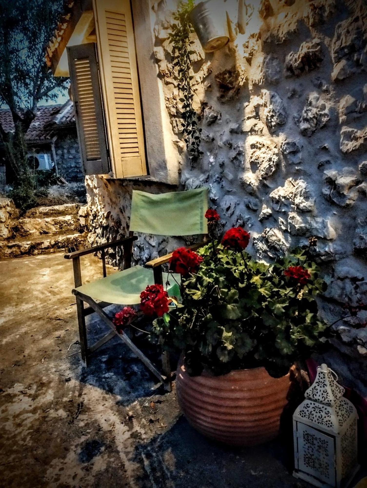 Sofias Cottage Элиникон Экстерьер фото
