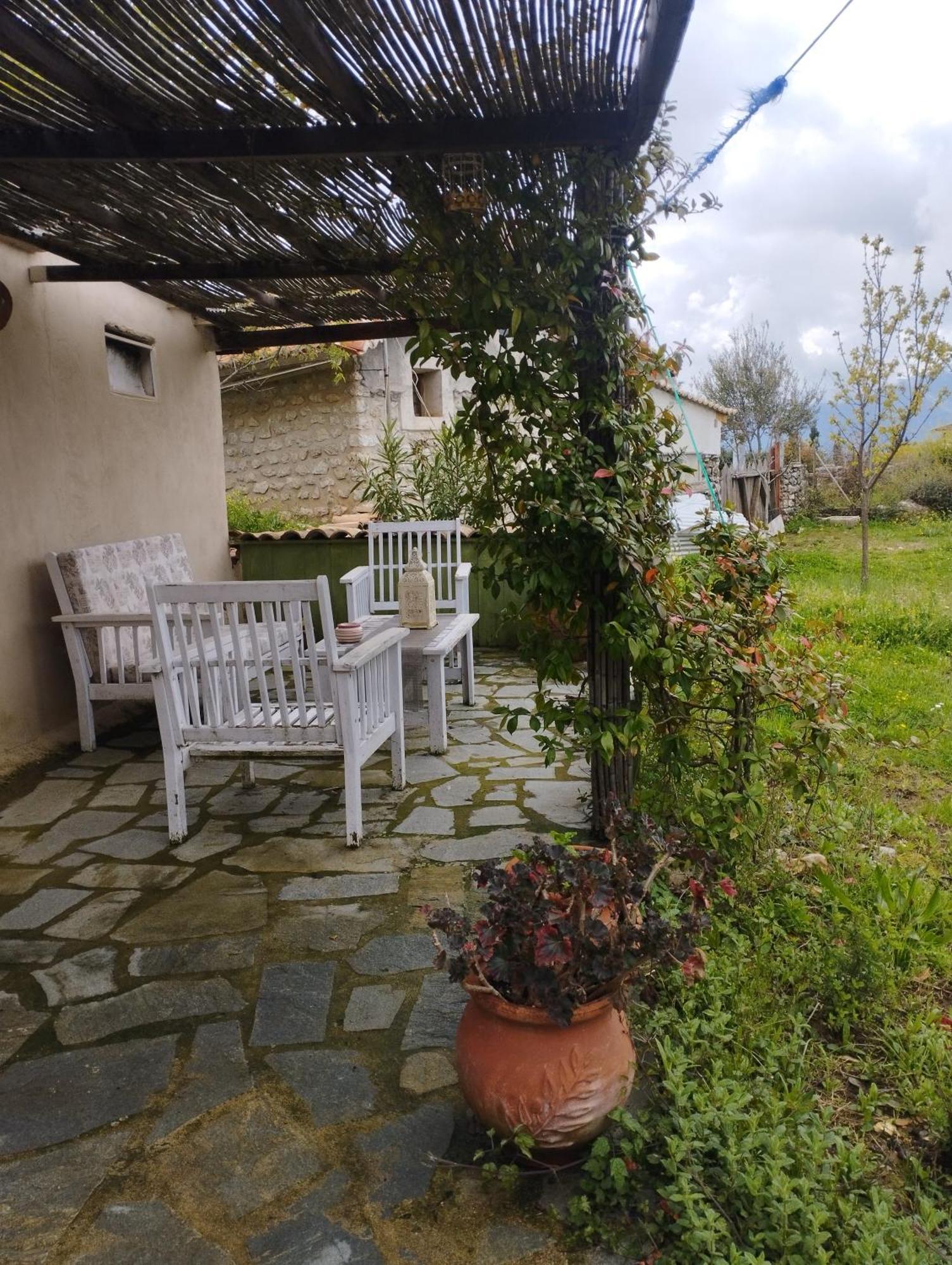 Sofias Cottage Элиникон Экстерьер фото